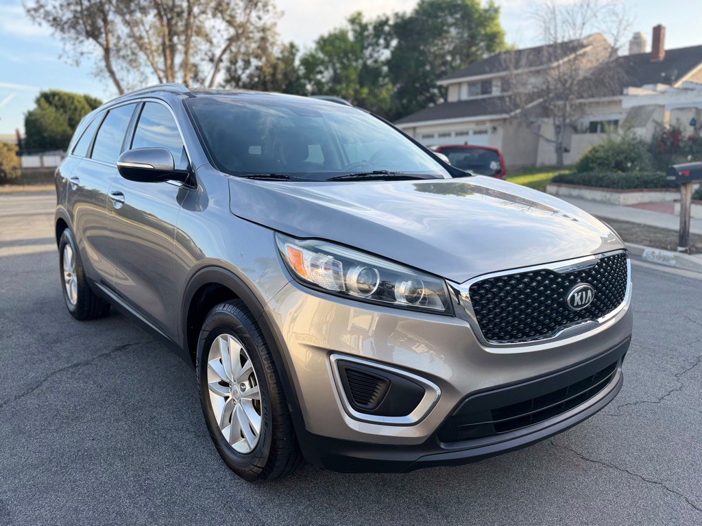 2016 Kia Sorento Image 6