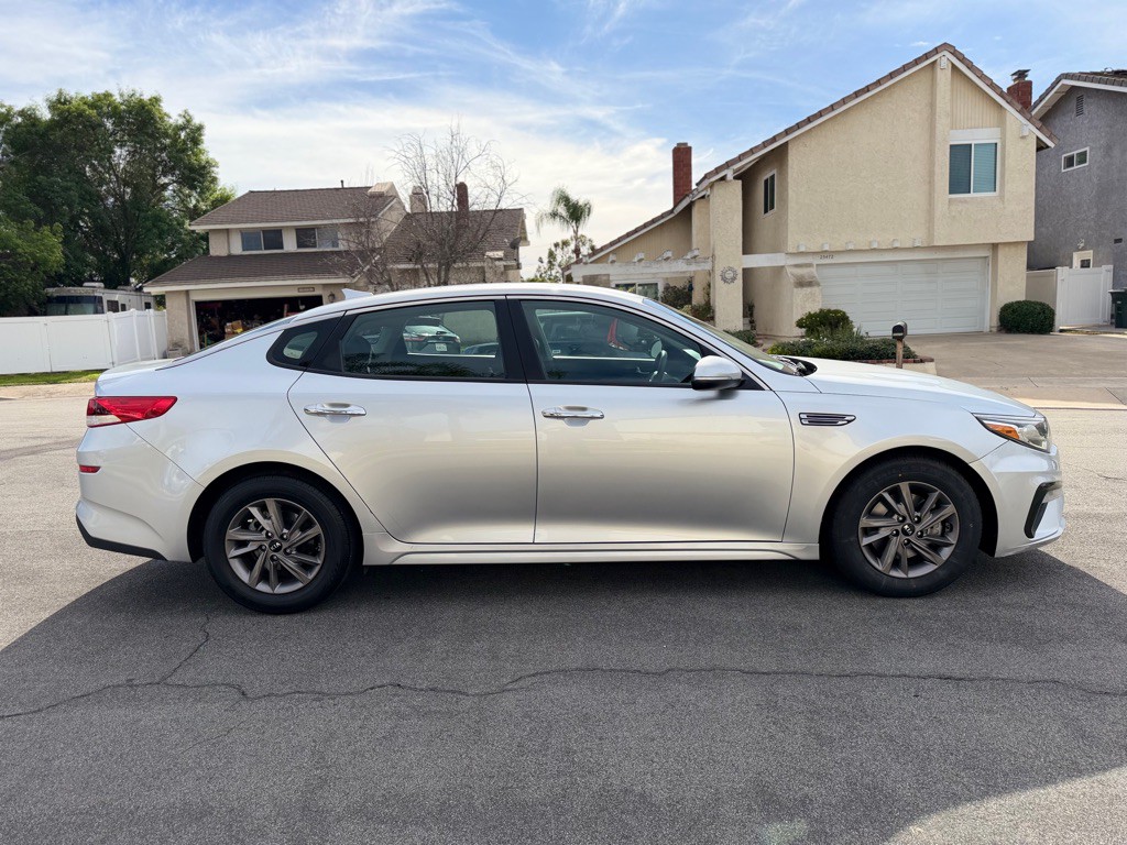 2020 Kia Optima Image 7