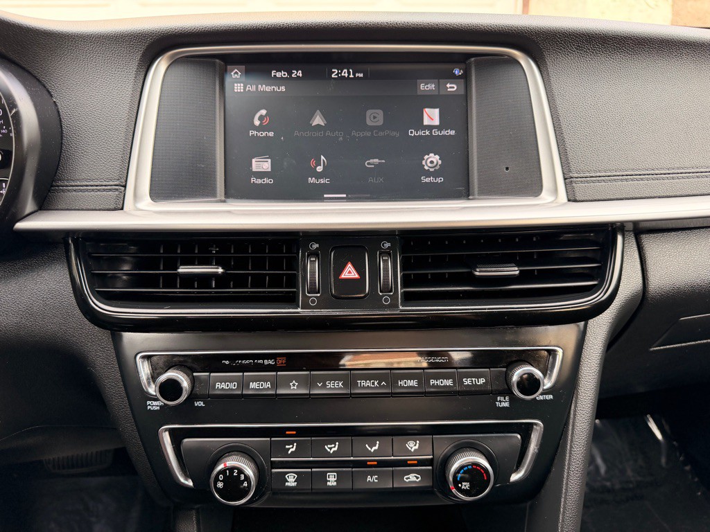 2020 Kia Optima Image 15