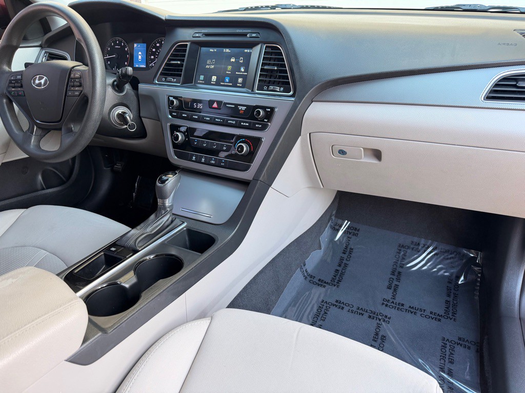 2016 Hyundai Sonata Image 12