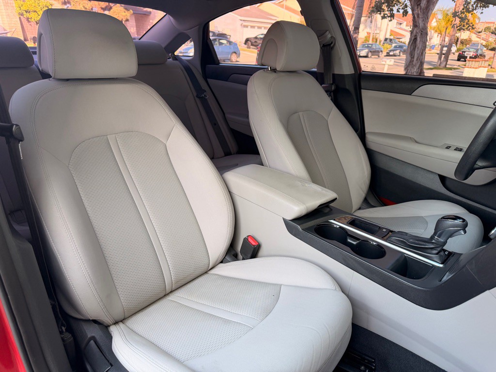 2016 Hyundai Sonata Image 14
