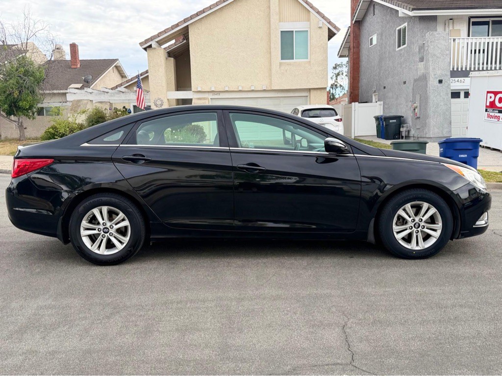 2013 Hyundai Sonata Image 4
