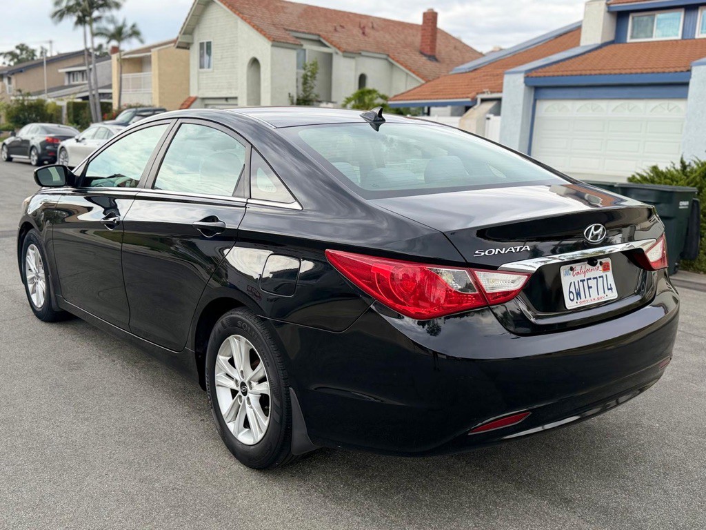 2013 Hyundai Sonata Image 6