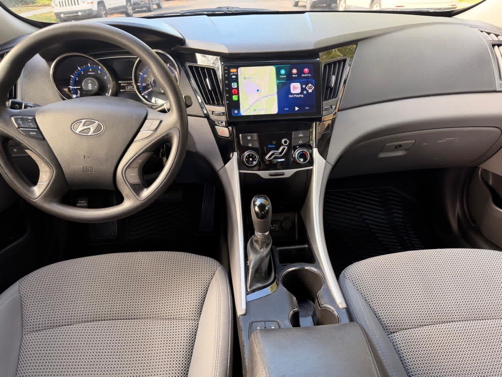 2013 Hyundai Sonata Image 9