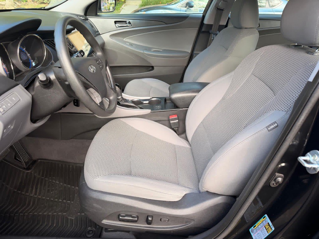 2013 Hyundai Sonata Image 12