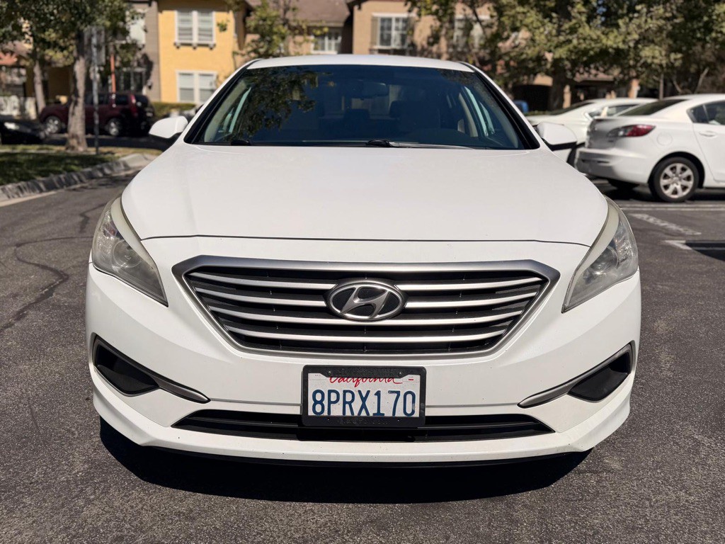 2017 Hyundai Sonata Image 1