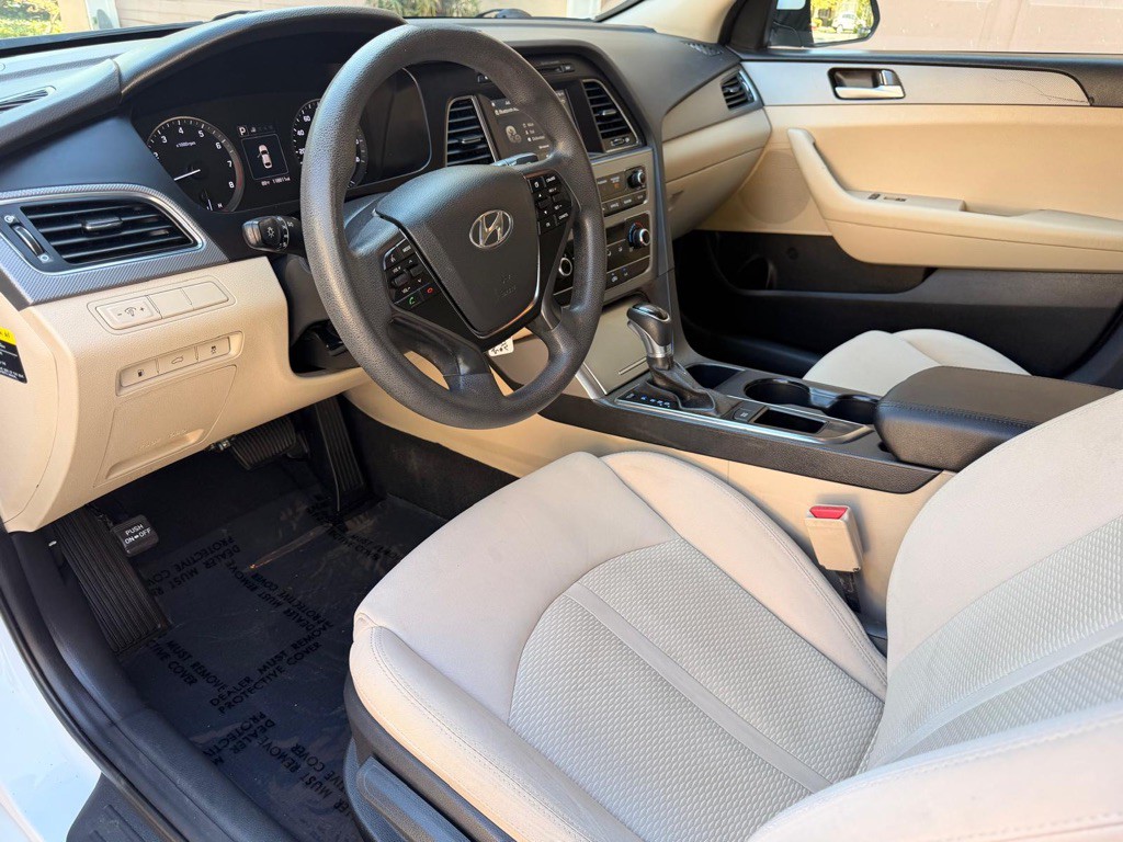 2017 Hyundai Sonata Image 11