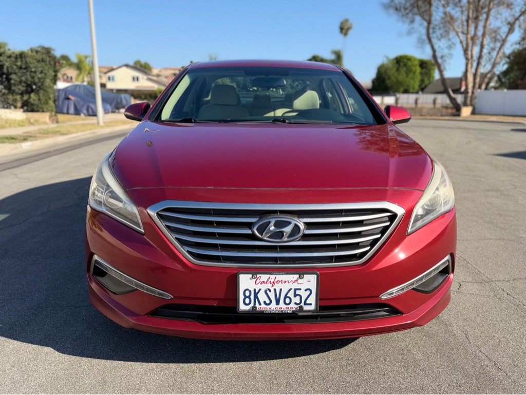 2015 Hyundai Sonata Image 2