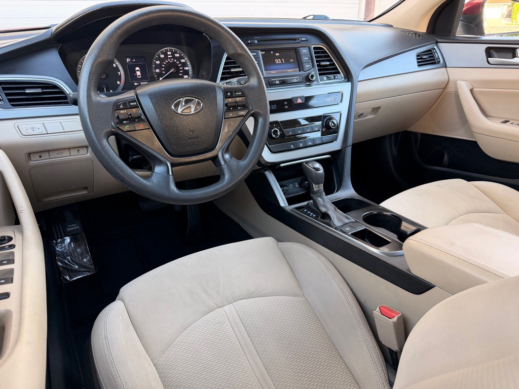 2015 Hyundai Sonata Image 12