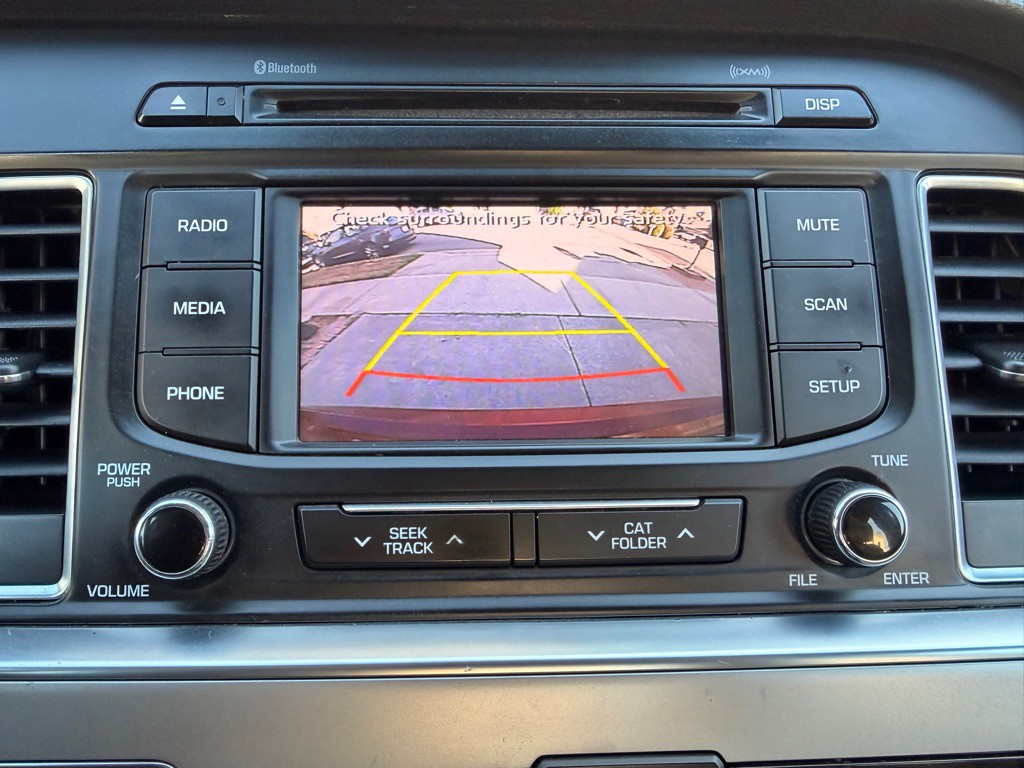 2015 Hyundai Sonata Image 16