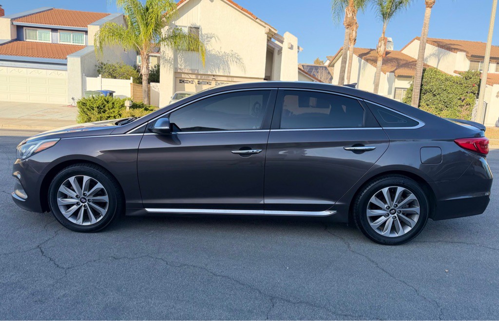 2015 Hyundai Sonata Image 6