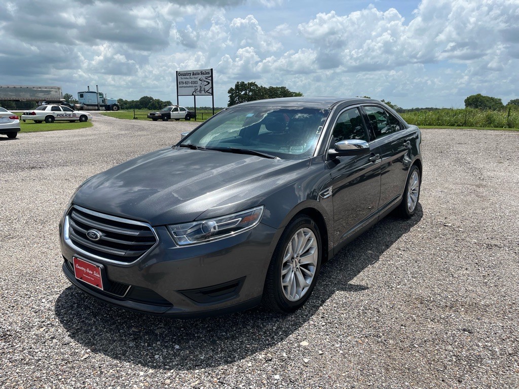 2016 Ford Taurus Image 1