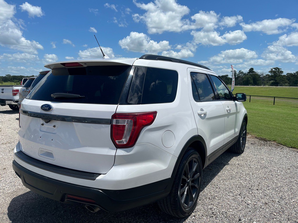 2018 Ford Explorer Image 3