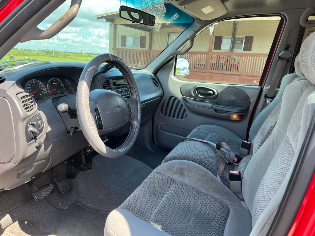 2002 Ford F-150 Image 6