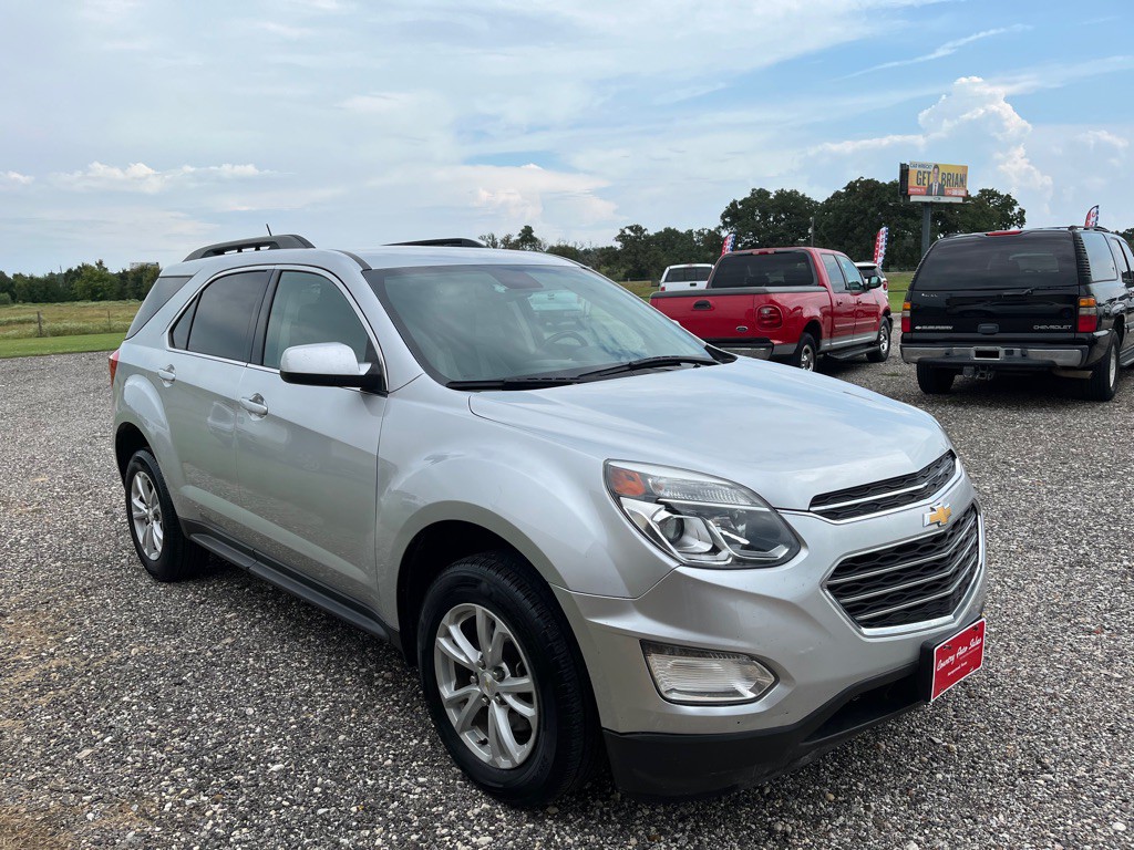2017 Chevrolet Equinox Image 2