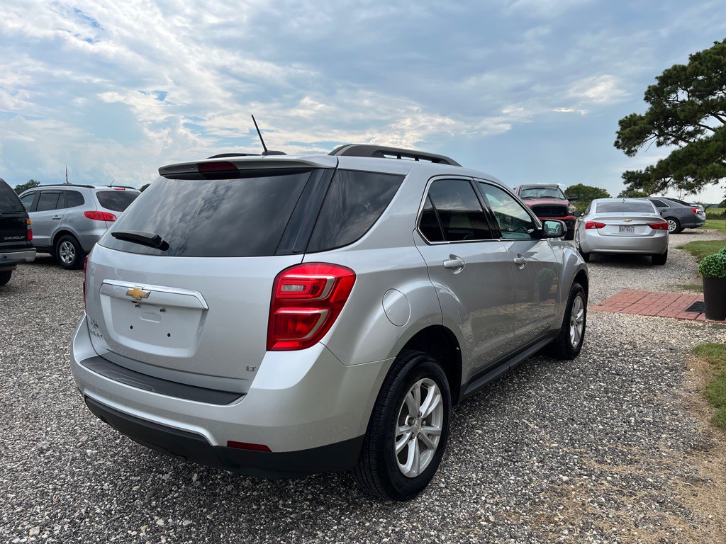 2017 Chevrolet Equinox Image 3