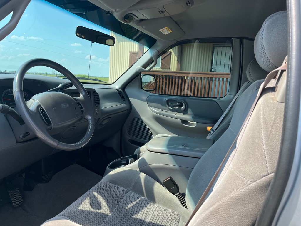 2002 Ford F-150 Image 5