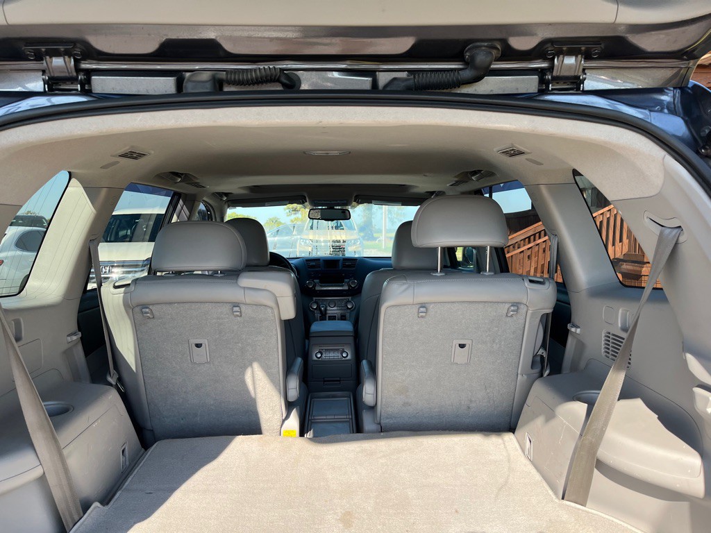 2012 Toyota Highlander Image 7
