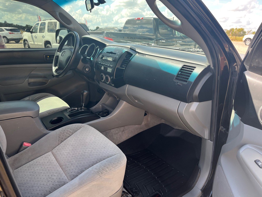 2008 Toyota Tacoma Image 9