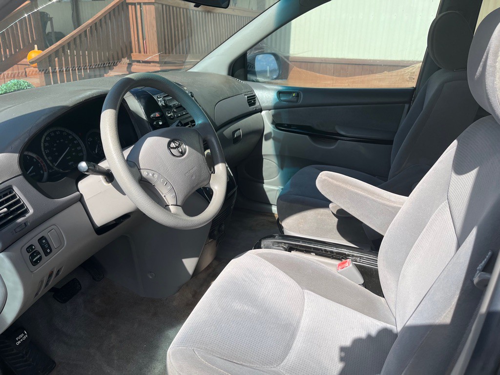 2005 Toyota Sienna Image 5