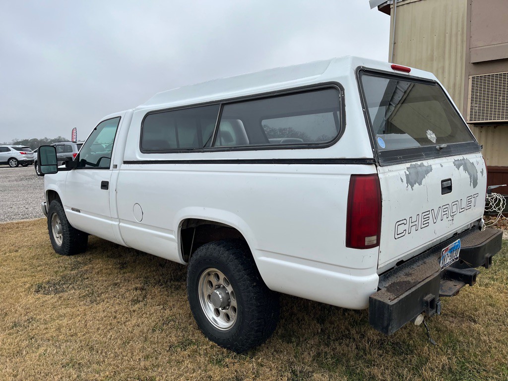 1995 Chevrolet C/K Image 4
