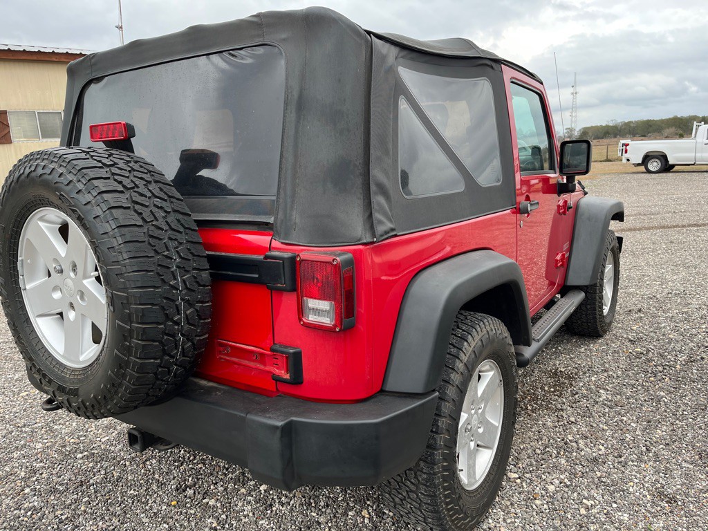 2010 Jeep Wrangler Image 3
