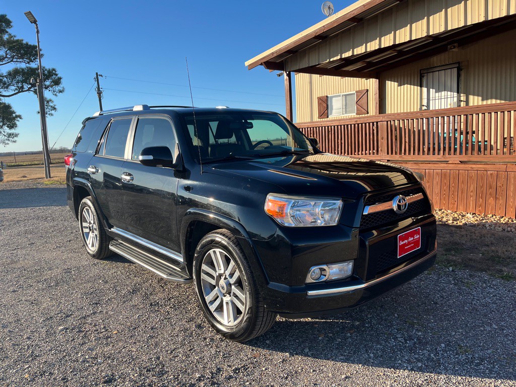 2013 Toyota 4Runner Image 2
