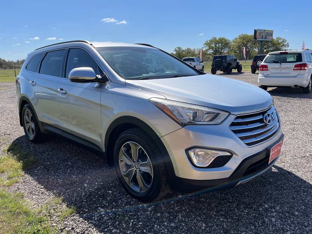 2014 Hyundai Santa Fe Image 2