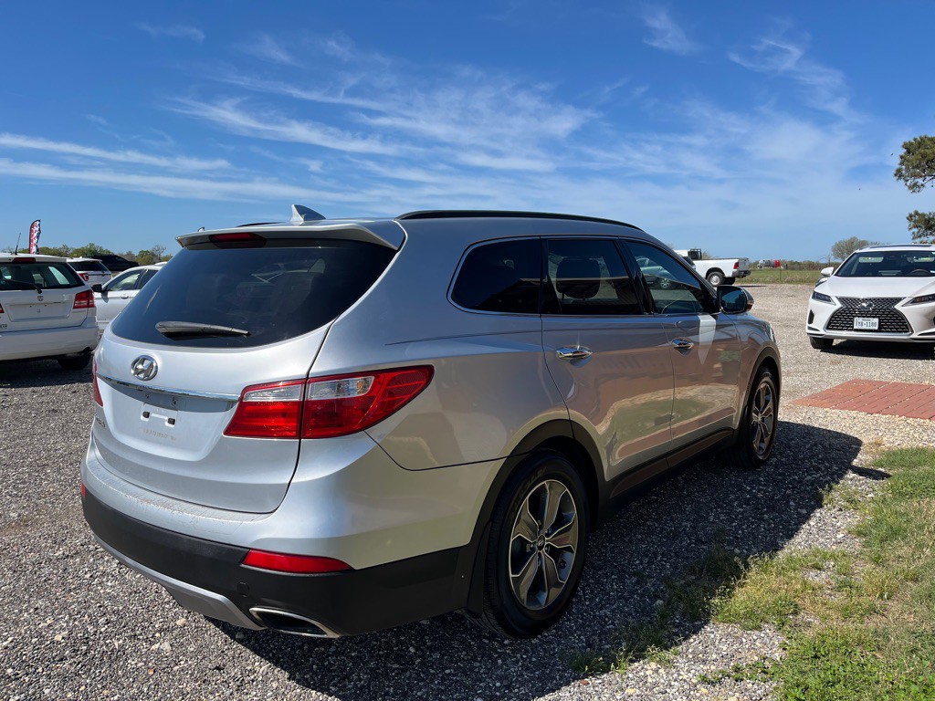2014 Hyundai Santa Fe Image 3