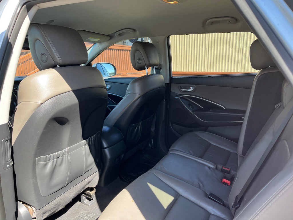 2014 Hyundai Santa Fe Image 6