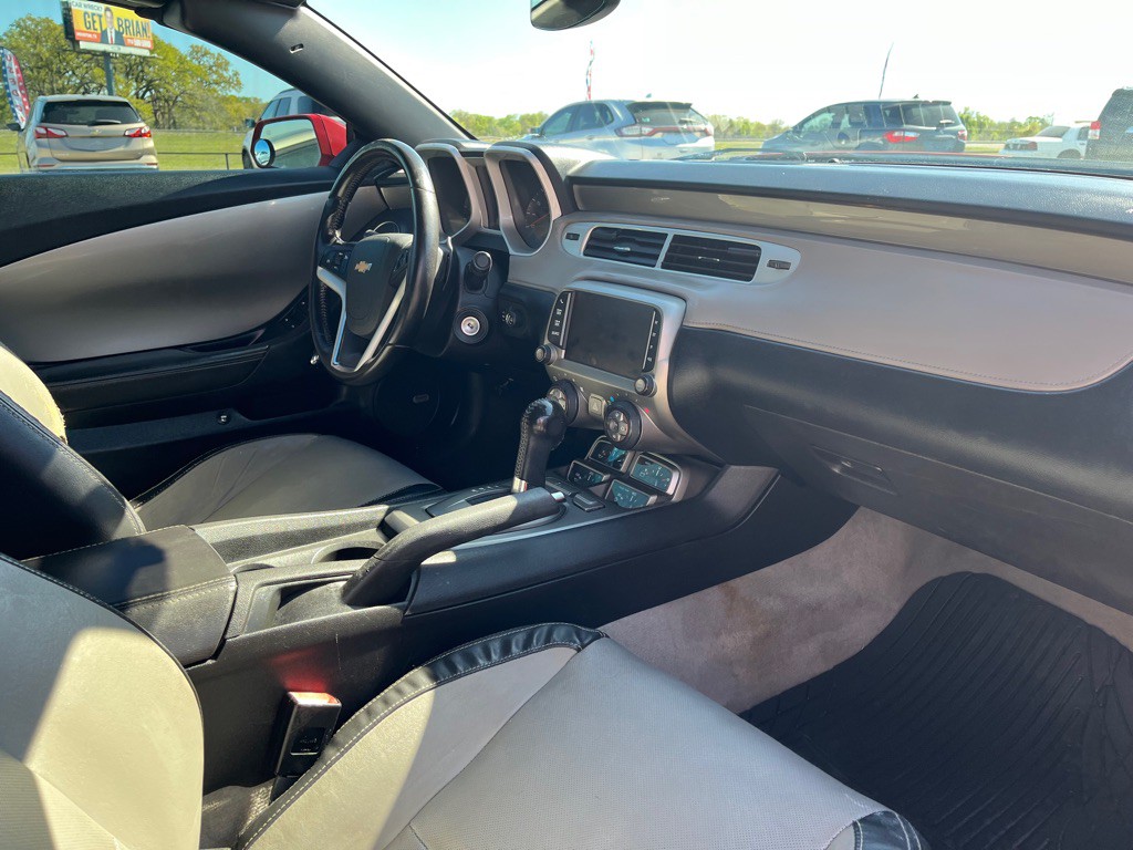 2015 Chevrolet Camaro Image 7