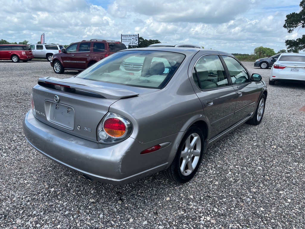 2003 Nissan Maxima Image 3