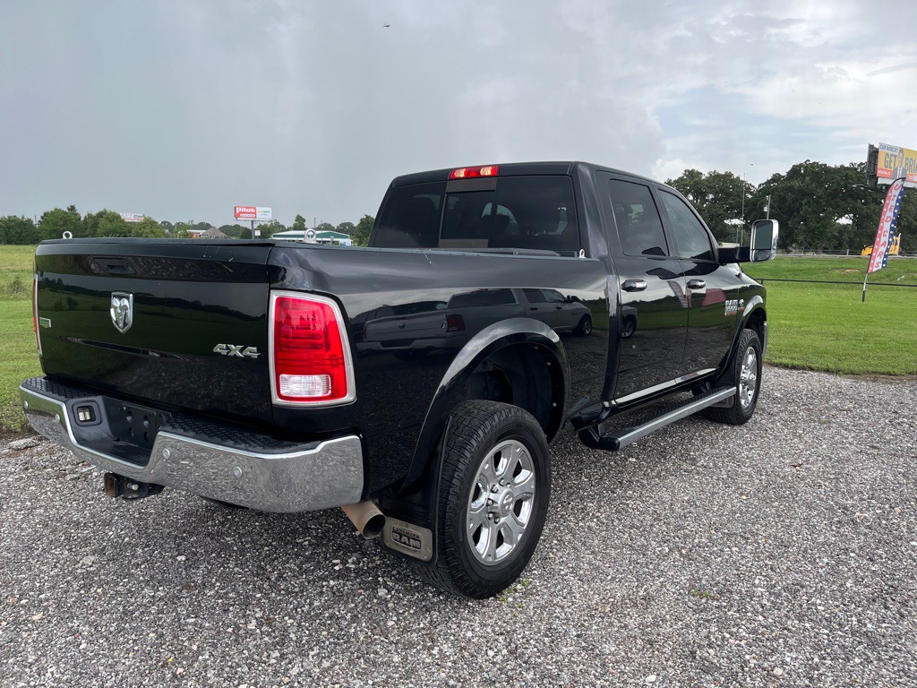 2017 RAM 3500 Image 3