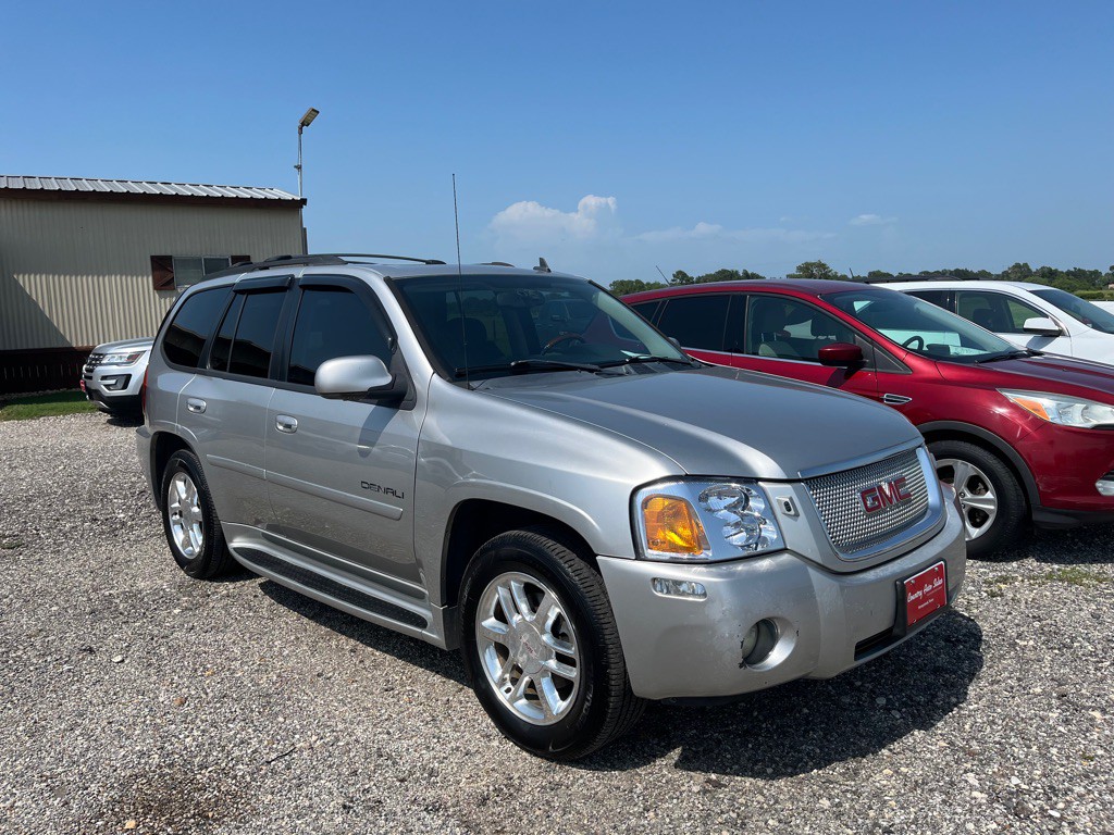 2006 GMC Envoy Image 2