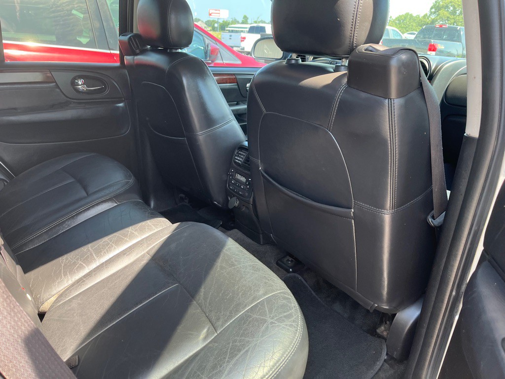 2006 GMC Envoy Image 8