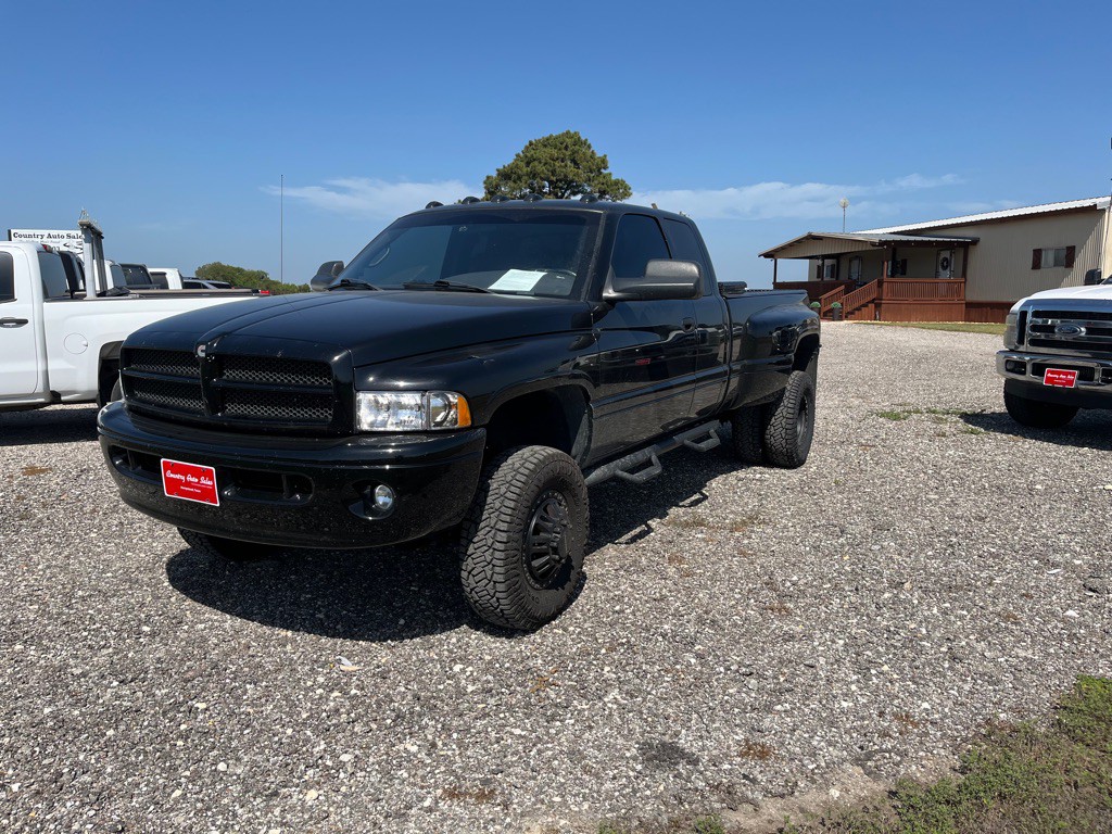 1999 Dodge Ram 3500 Image 1