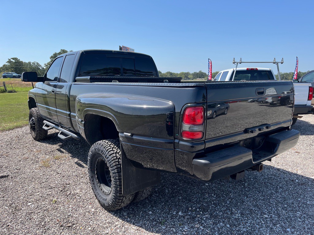 1999 Dodge Ram 3500 Image 4