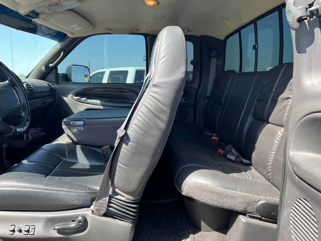 1999 Dodge Ram 3500 Image 6