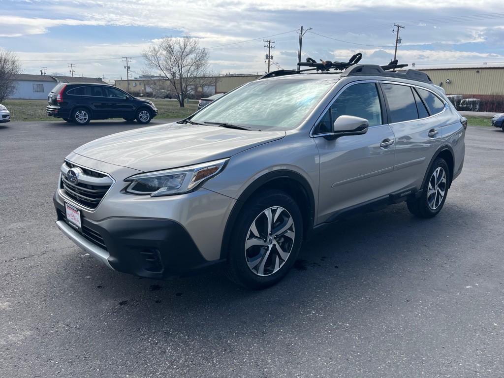 2020 Subaru Outback Image 2