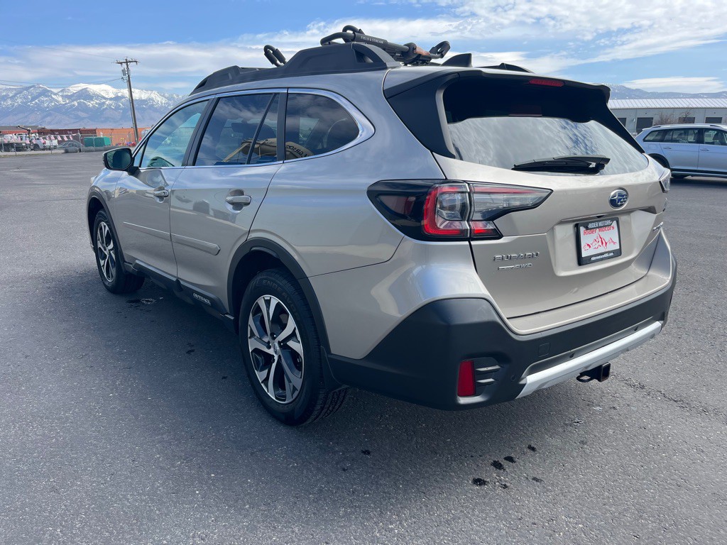 2020 Subaru Outback Image 3
