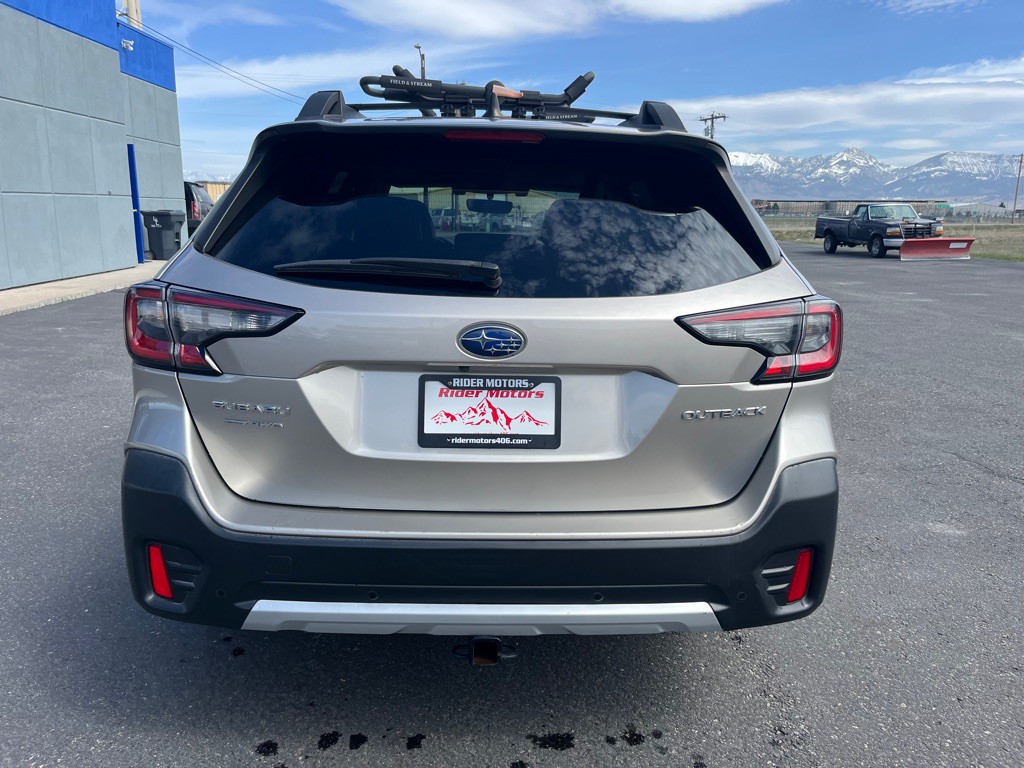 2020 Subaru Outback Image 8