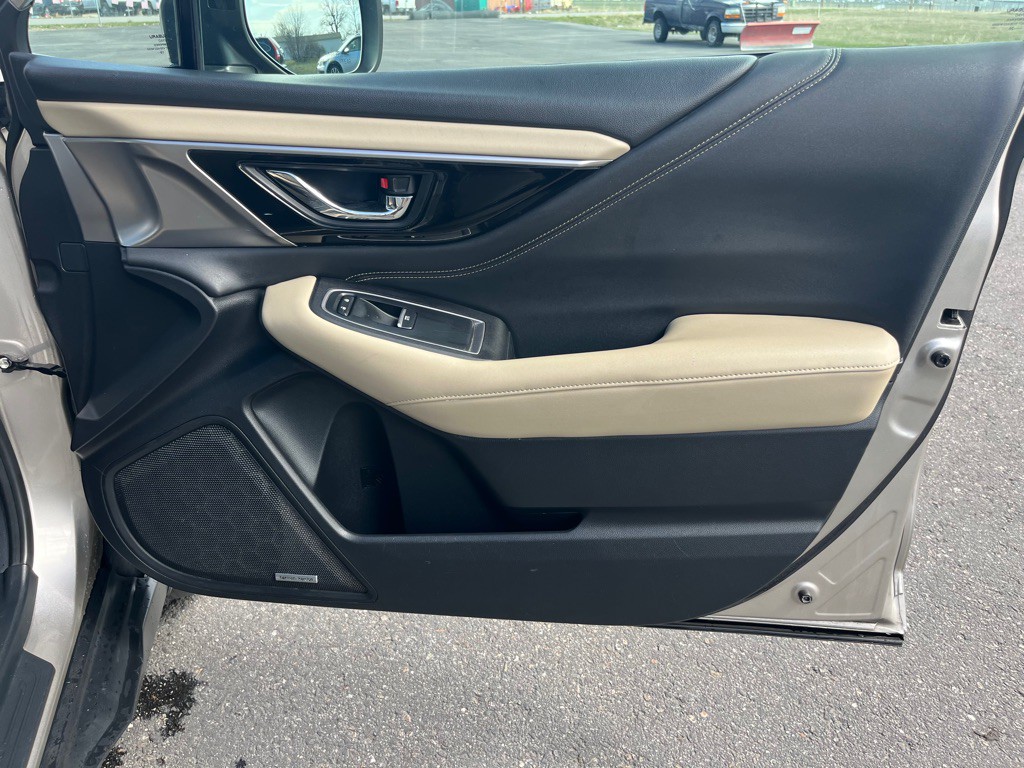 2020 Subaru Outback Image 15