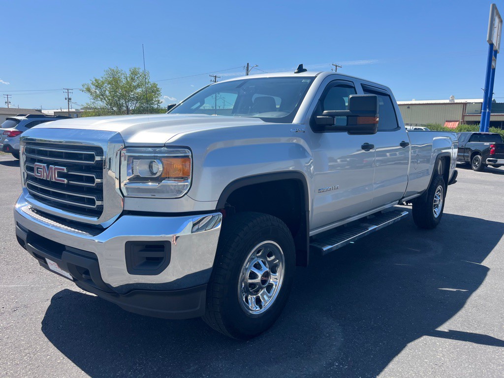 2016 GMC Sierra Image 2