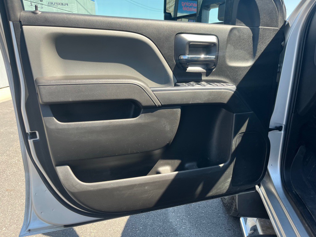 2016 GMC Sierra Image 12