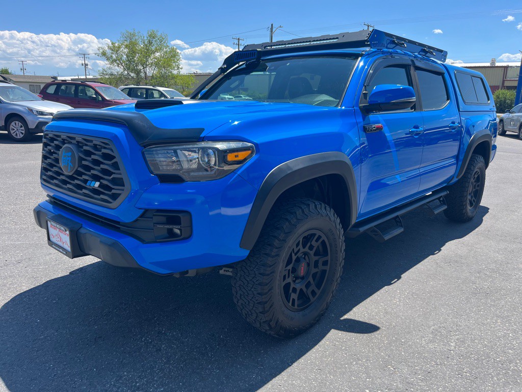 2019 Toyota Tacoma Image 2