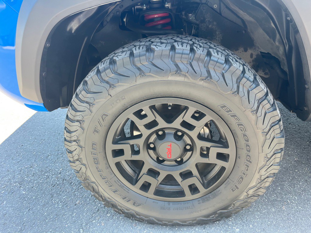 2019 Toyota Tacoma Image 10