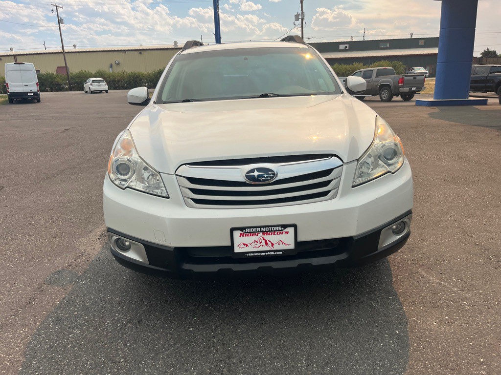 2011 Subaru Outback Image 6