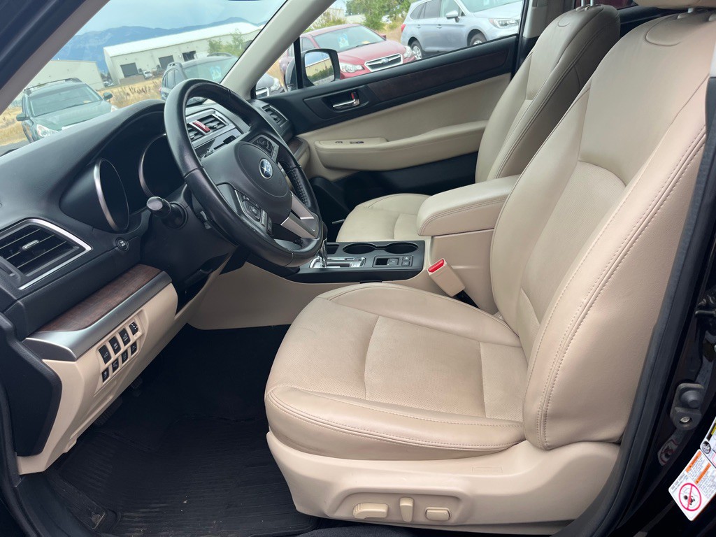 2016 Subaru Outback Image 12