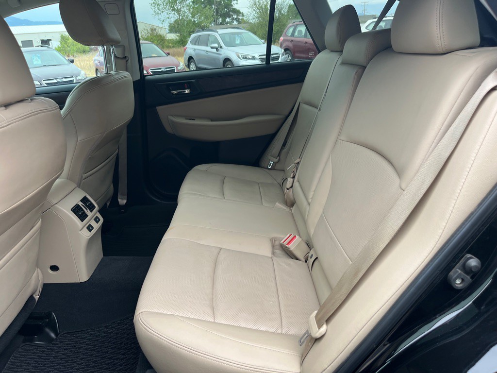2016 Subaru Outback Image 25