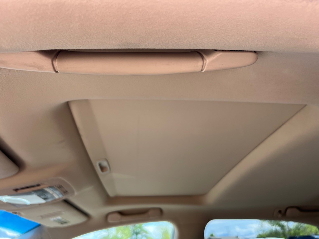 2011 Lexus RX Image 15